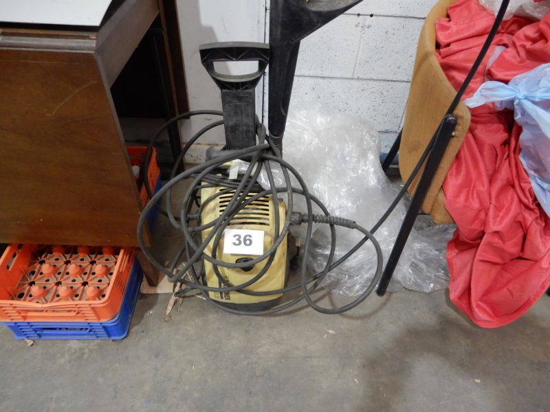 KARCHER CLEANER