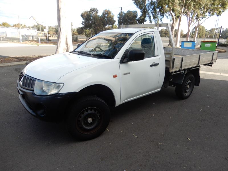 TRITON 1 TON