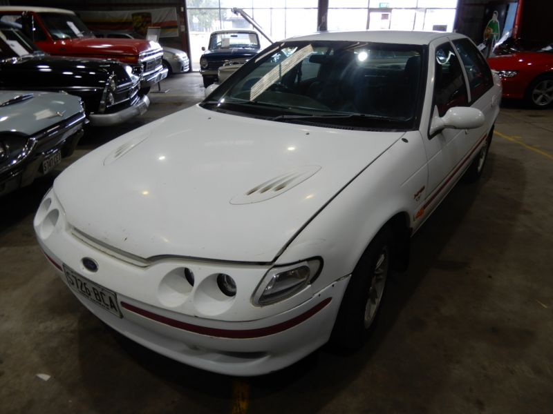 EF XR8 TICKFORD