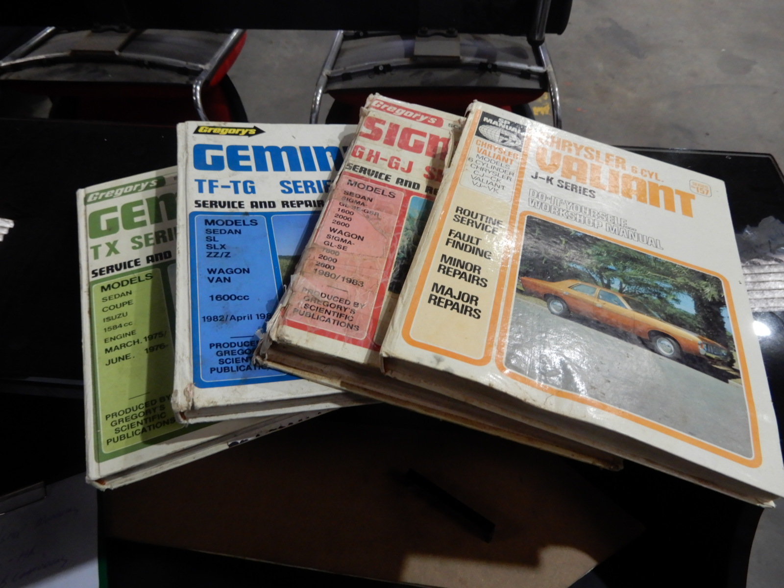 4 WORKSHOP MANUALS