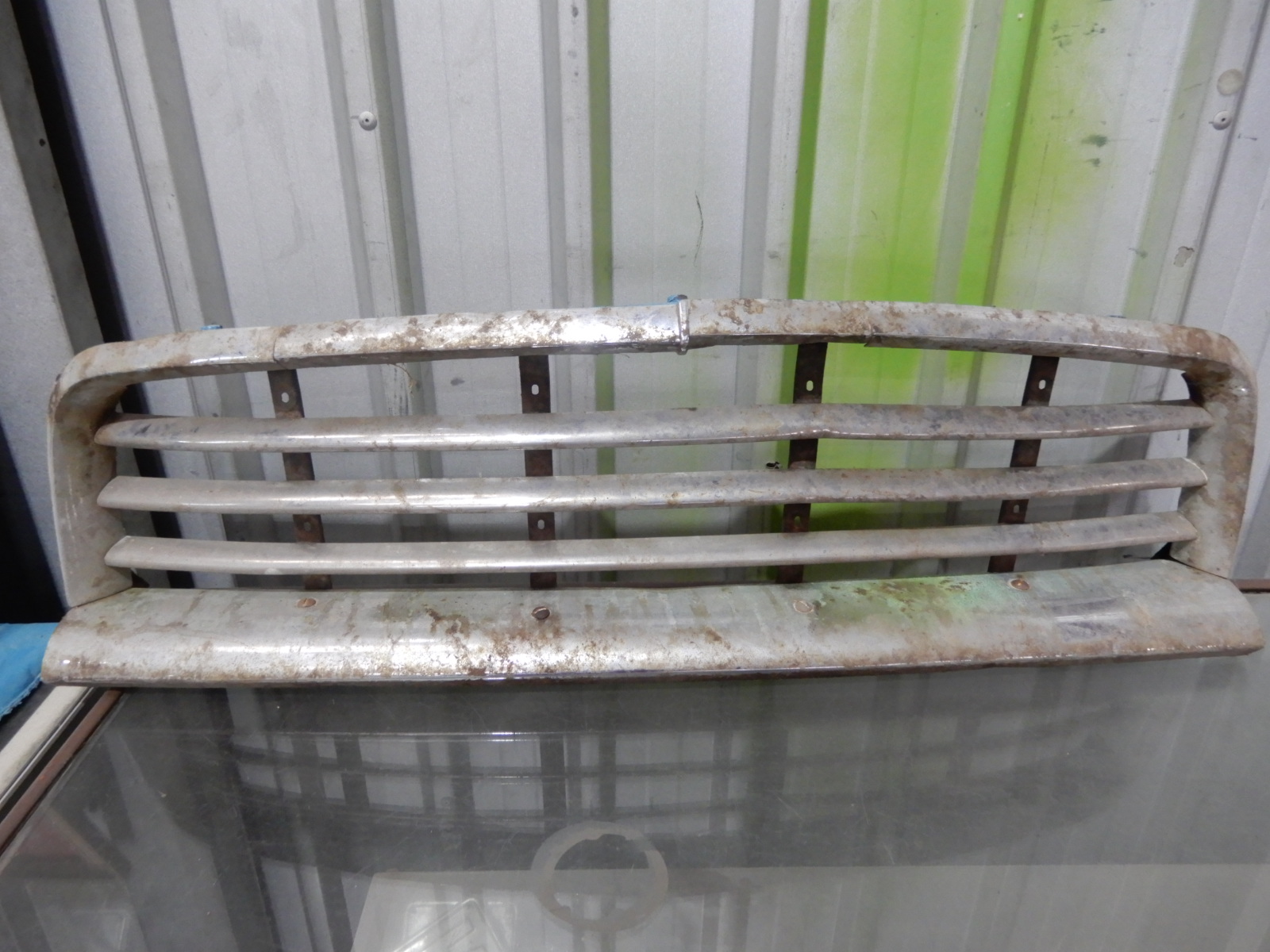 GRILLE
