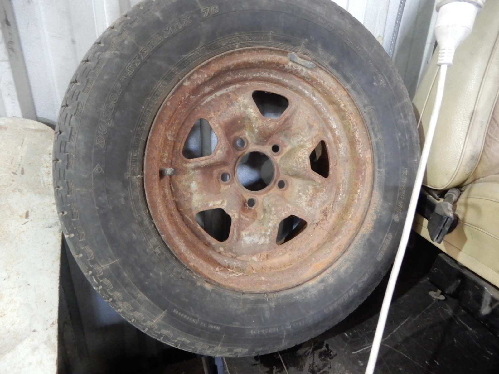RIM & TYRE