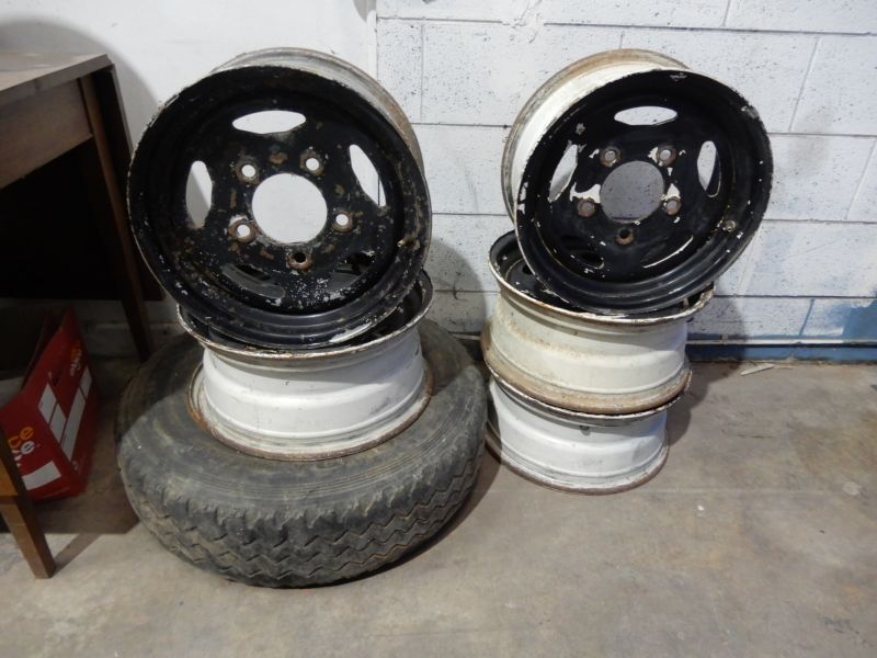 LAND ROVER OFF ROAD RIMS