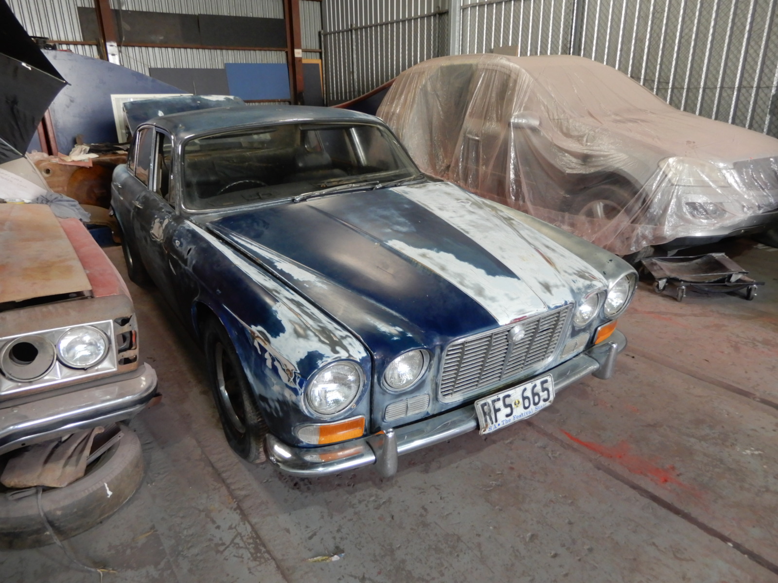 XJ6